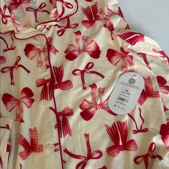 Wonder Nation Red and Cream Kids Pajama Set - Picture 3 of 4
